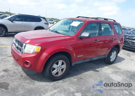 2008 Ford Escape Xls/Xls Manual z USA, uszkodzony, nr VIN 1FMCU02Z28KB15112